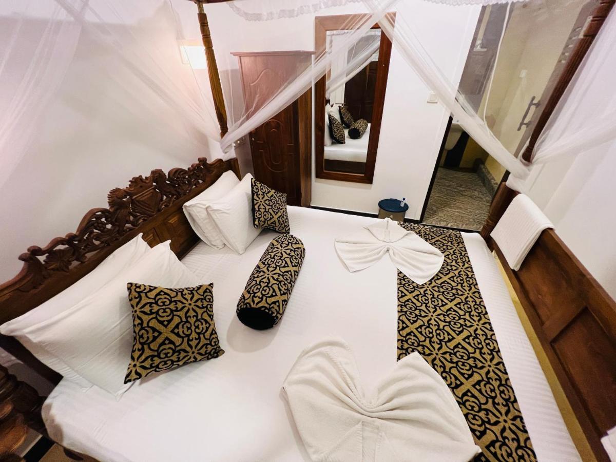 Top Secret Beach Hotel Matara Exterior photo